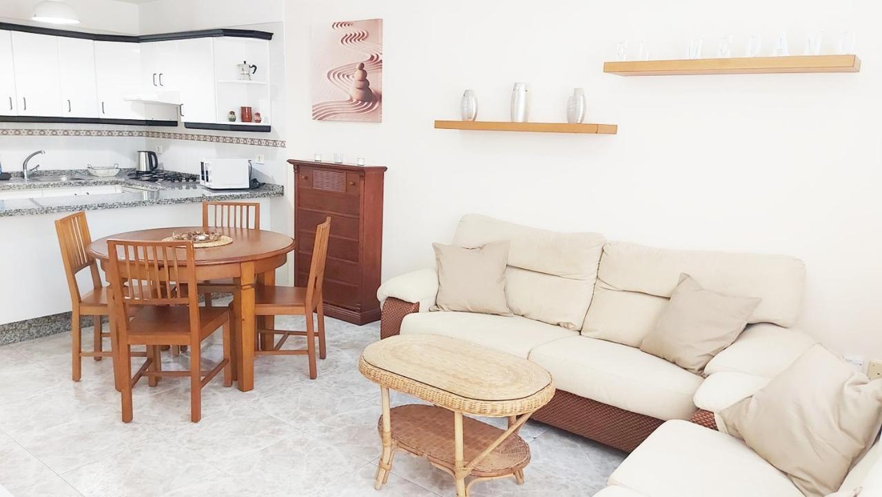 Centric 2 Bedrooms Apartment Near To The Beach - By Tenerifehints El Medano  Exterior photo